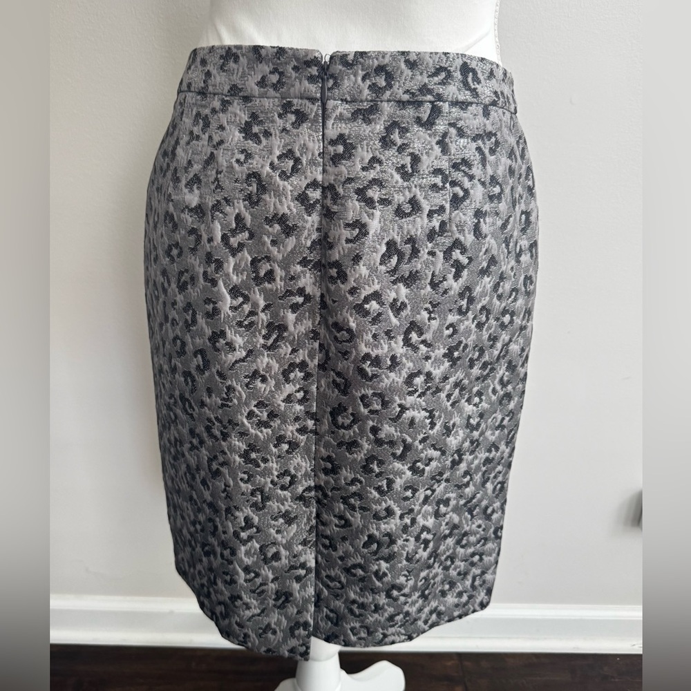 LOFT Gray Animal Print Pencil Skirt - Picture 2 of 5